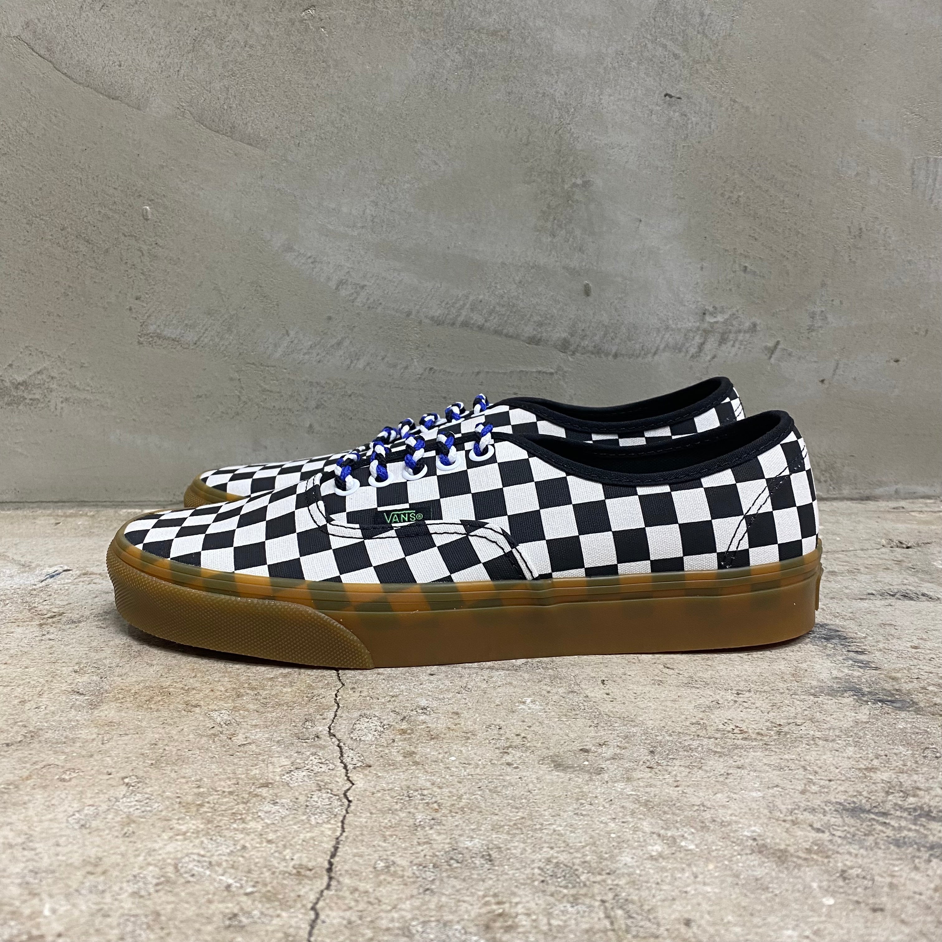 Authentic ' CHECKERBOARD  ' -VANS CLASSIC LINE-