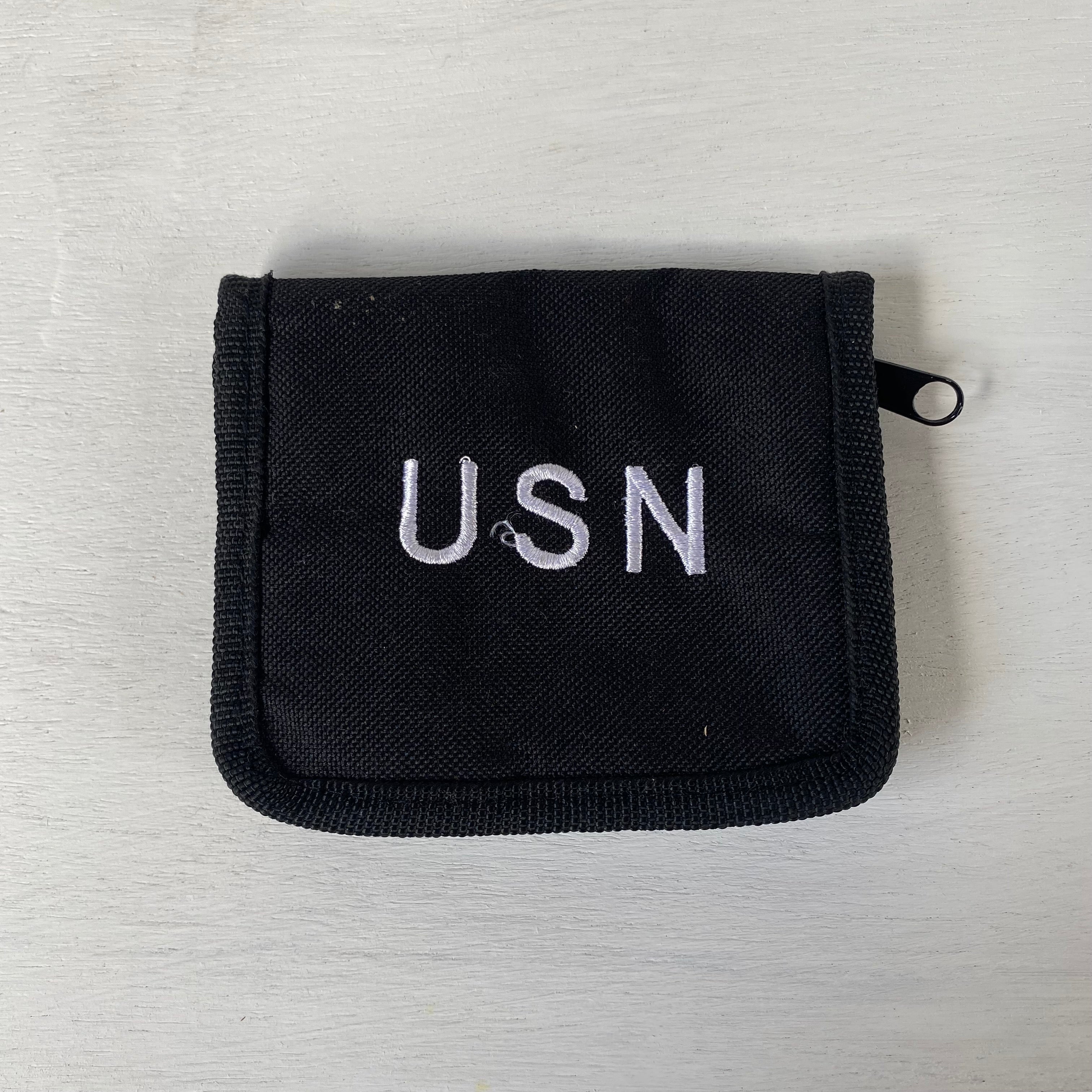 [ ONLY ONE ! ] U.S.N. SEWING KIT CASE / U.S.MILITARY