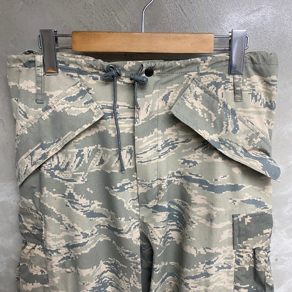 [ ONLY ONE ! ] US AIR FORCE  ECWCS GORE-TEX TROUSERS / US MILITARY