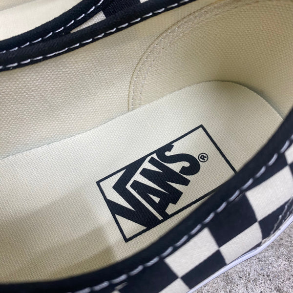 Authentic ' CANVAS ' -VANS CLASSIC LINE-