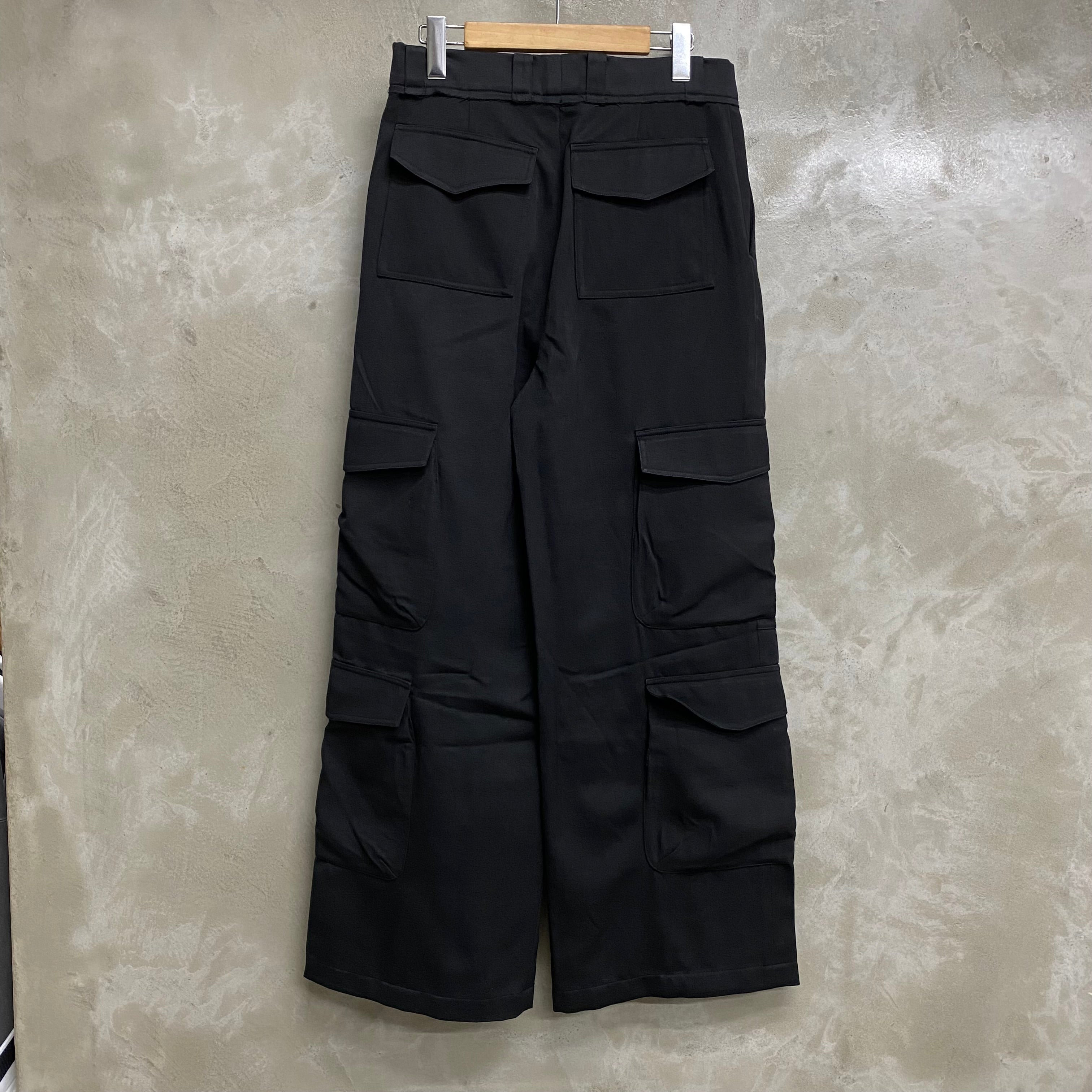 BLACK HEAVY WEIGHT WOOL POLY FLARED CUT CARGO PANTS / CODA