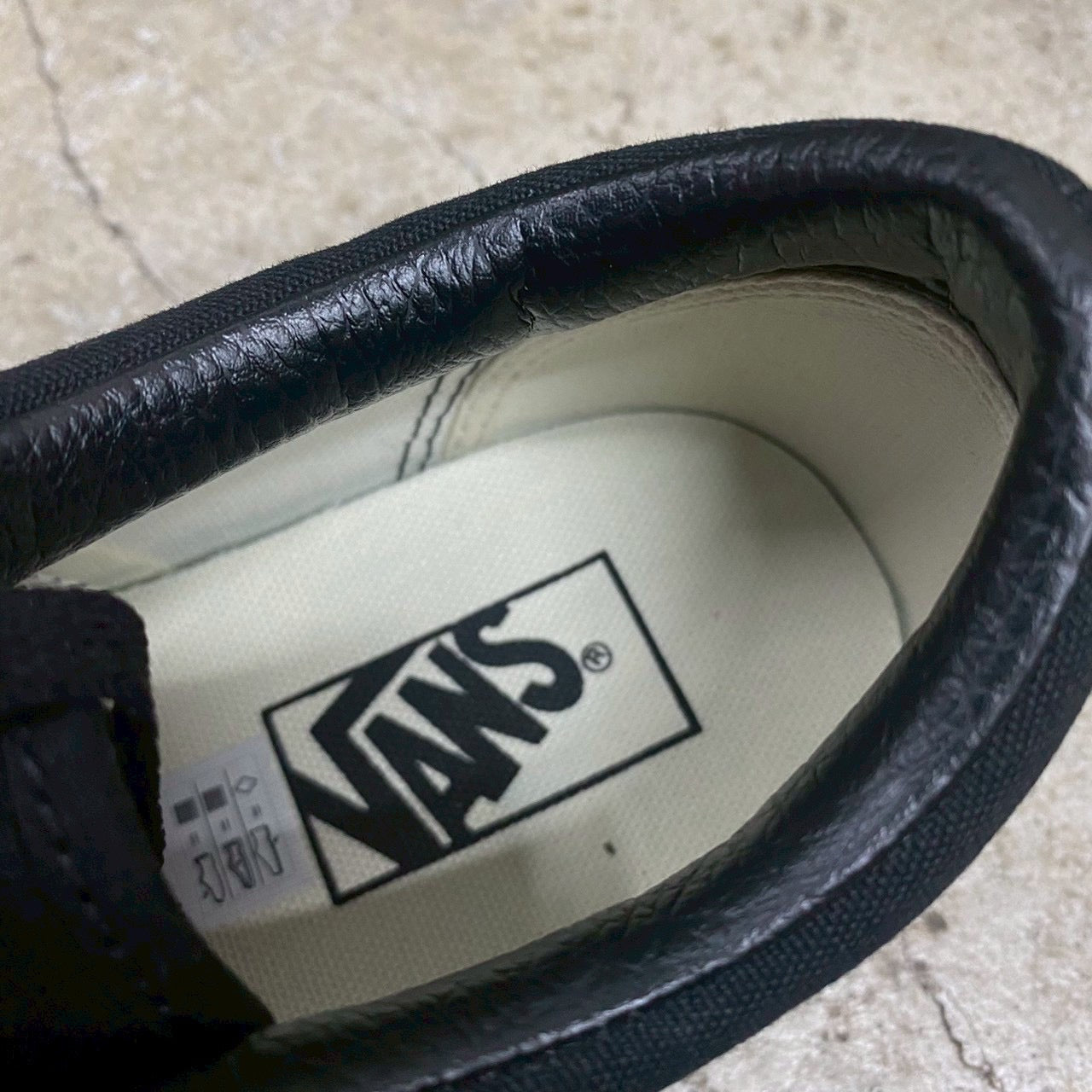 Old Skool " BLACK SOLE " -VANS CLASSIC LINE-