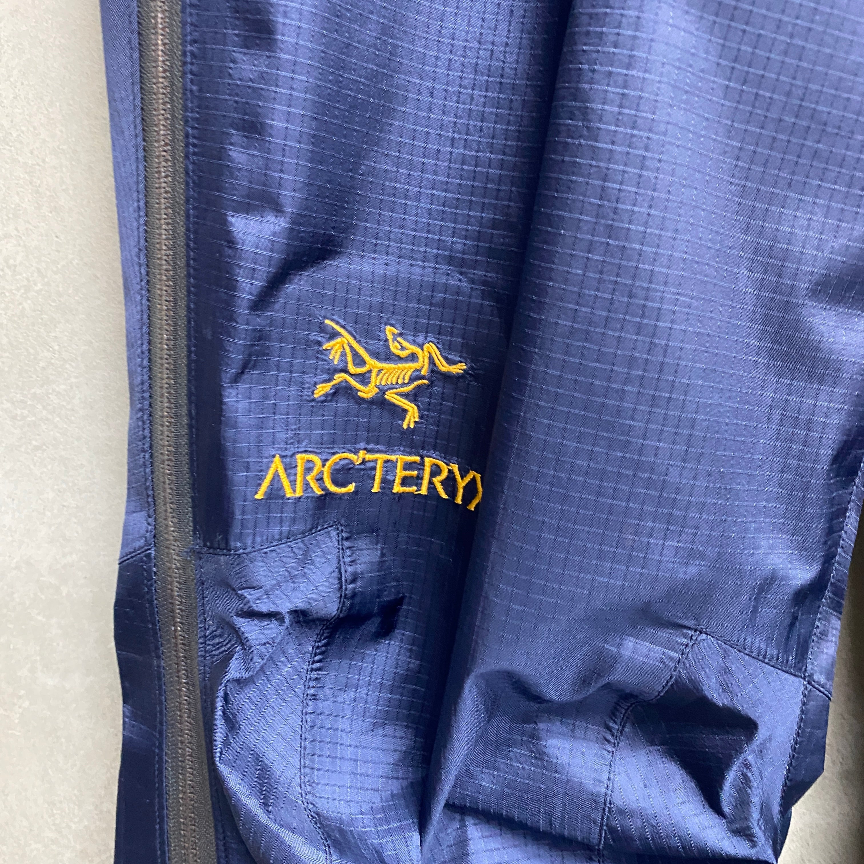 [ USED ] ARC'TERYX GORE-TEX PANTS / ARCHIVE