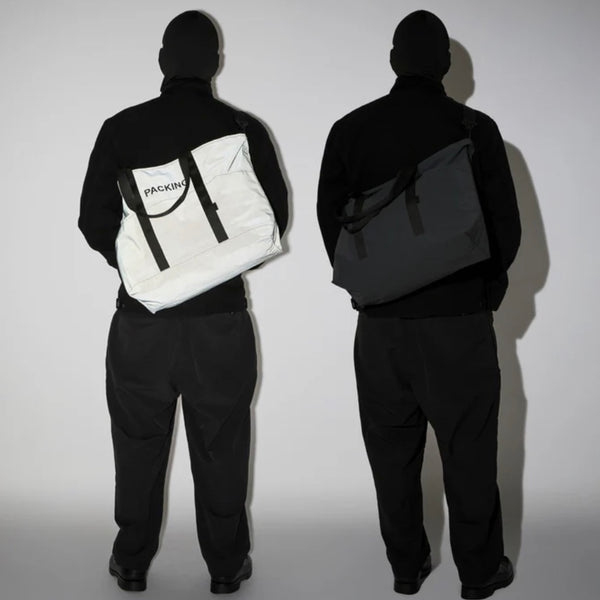 PA-059 BLACK REFLECTIVE TOTE / PACKING
