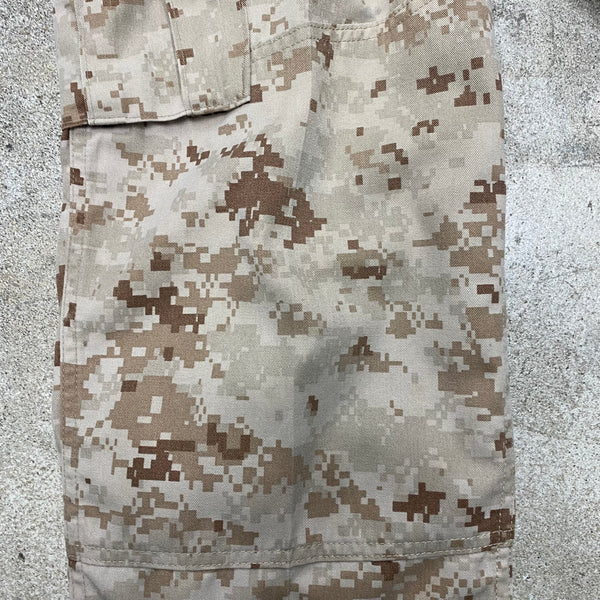 [ ONLY ONE ! ] USMC  MARPAT TROUSERS / US MILITARY