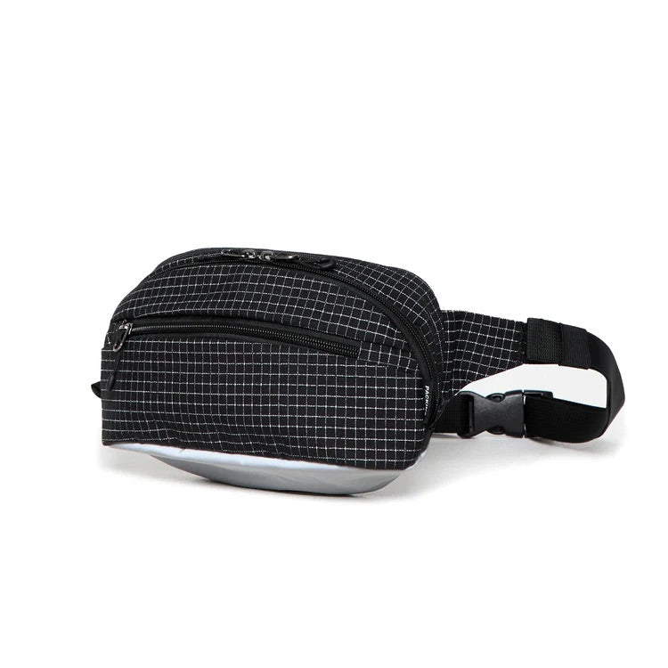 PA‐053 REFLECTIVE WAIST BAG  / PACKING