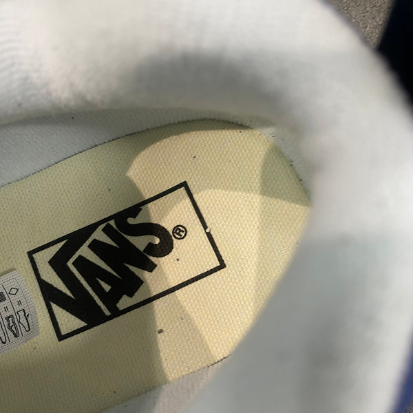 Knu Skool  -VANS CLASSIC LINE-