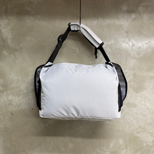 TRAIL MESSENGER BAG / PACKING