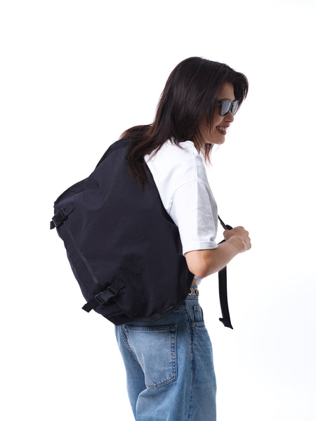 PA‐047 LIGHT LIGHT MESSENGER / PACKING