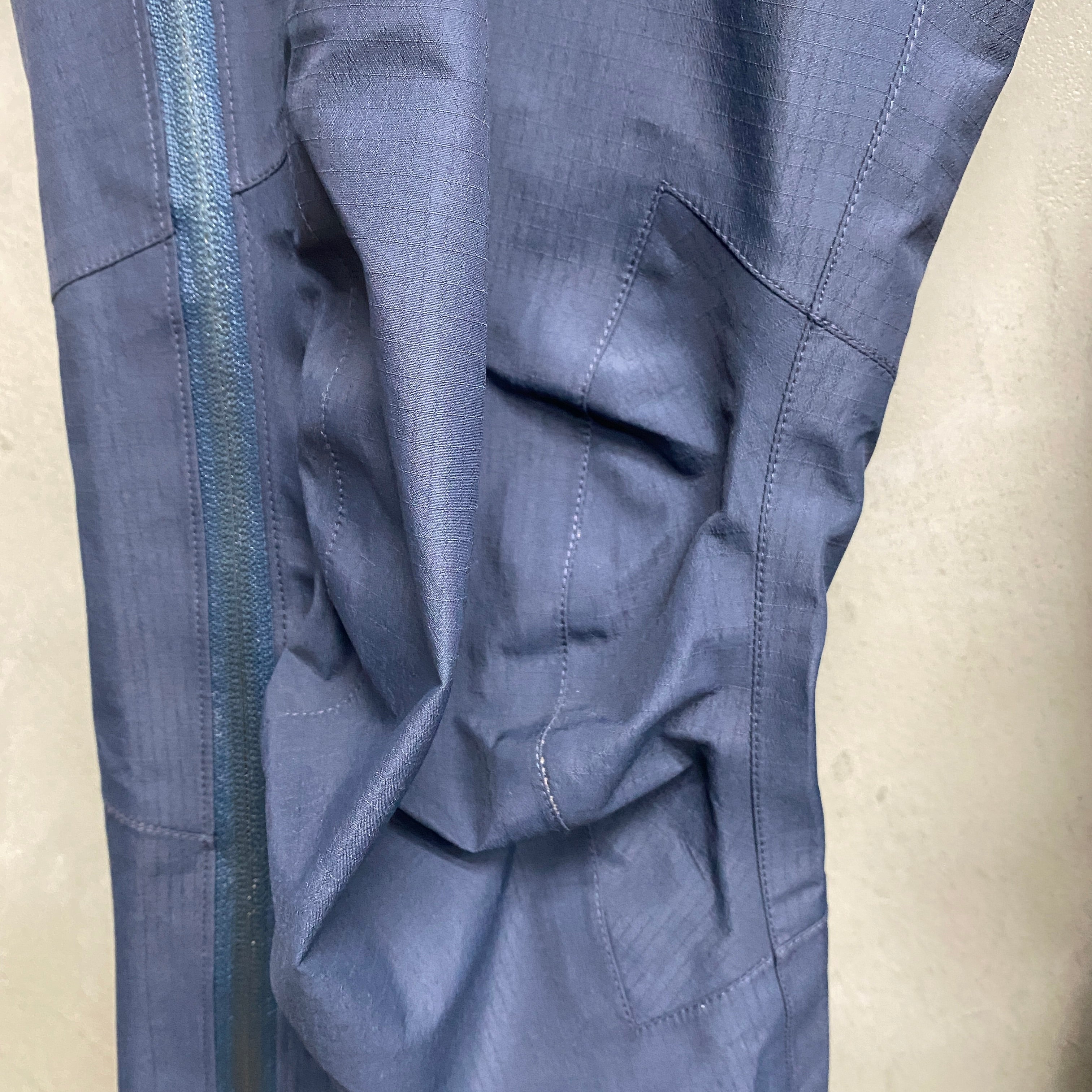 [ USED ] ARC'TERYX GORE-TEX PANTS / ARCHIVE