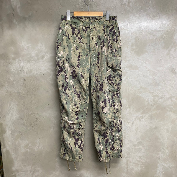 [ ONLY ONE ! ] US NAVY AOR2 NEU TROUSERS / US MILITARY