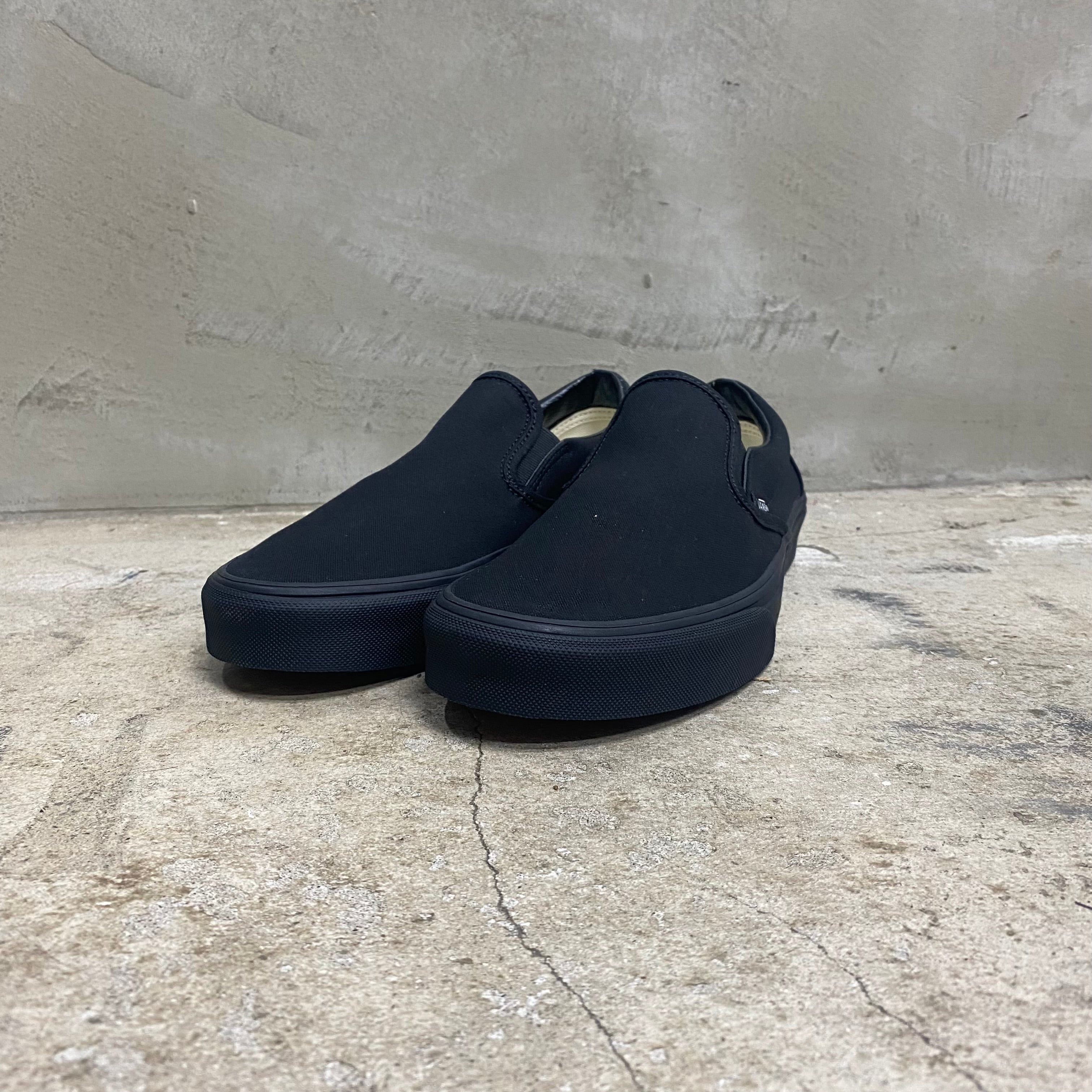 Classic Slip-On 'CANVAS' -VANS CLASSIC LINE-