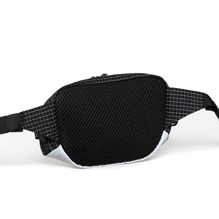 PA‐053 REFLECTIVE WAIST BAG  / PACKING