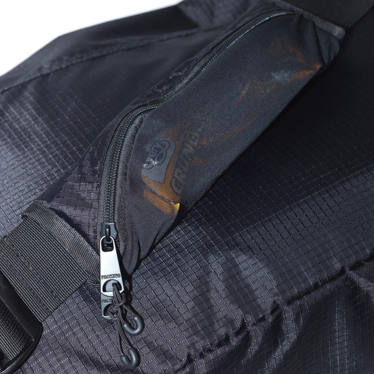 TRAIL MESSENGER BAG / PACKING