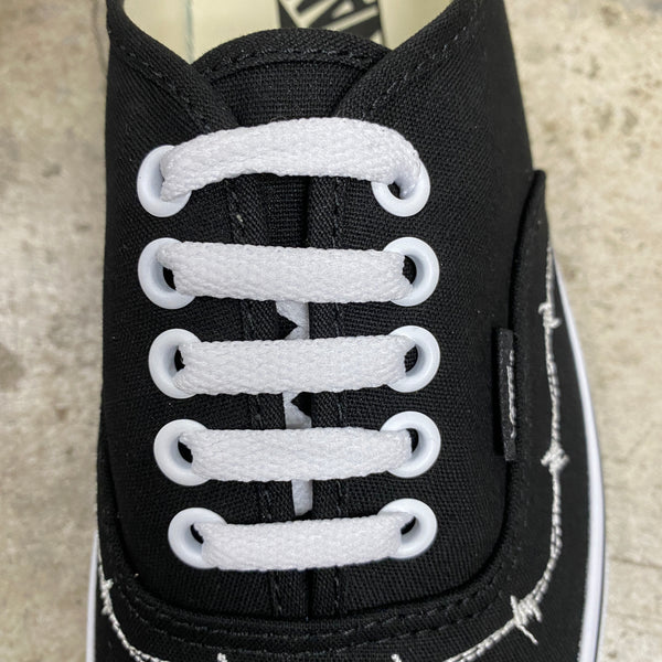 Authentic ' BARBED BLACK ' -VANS CLASSIC LINE-
