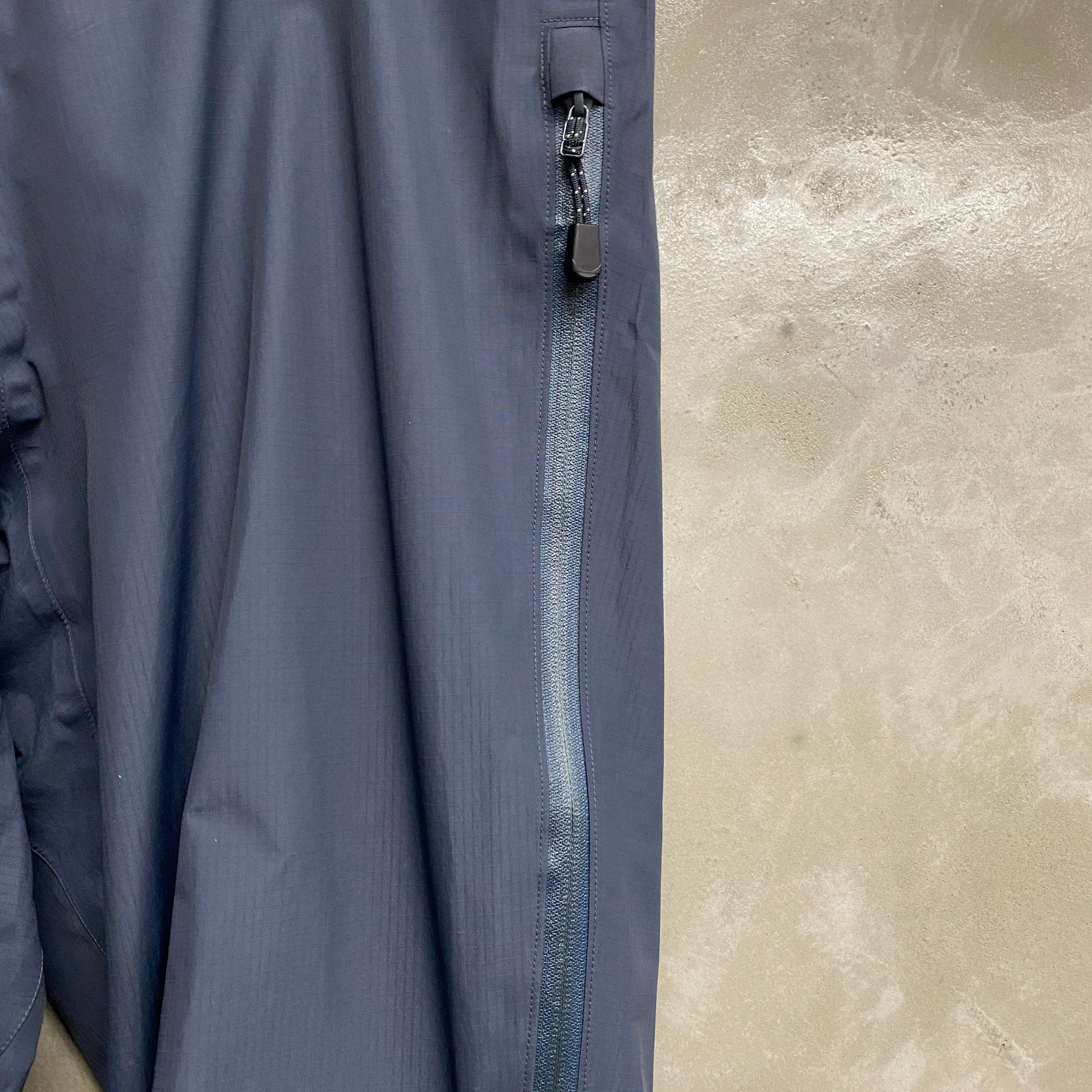 [ USED ] ARC'TERYX GORE-TEX PANTS / ARCHIVE