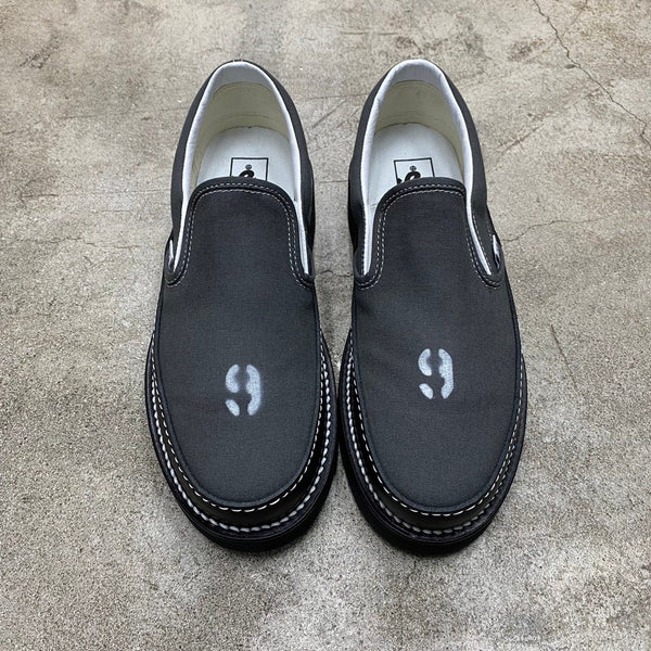 CUSTOM CLASSIC SLIP-ON -RECOUTURE × VANS × ANEX-