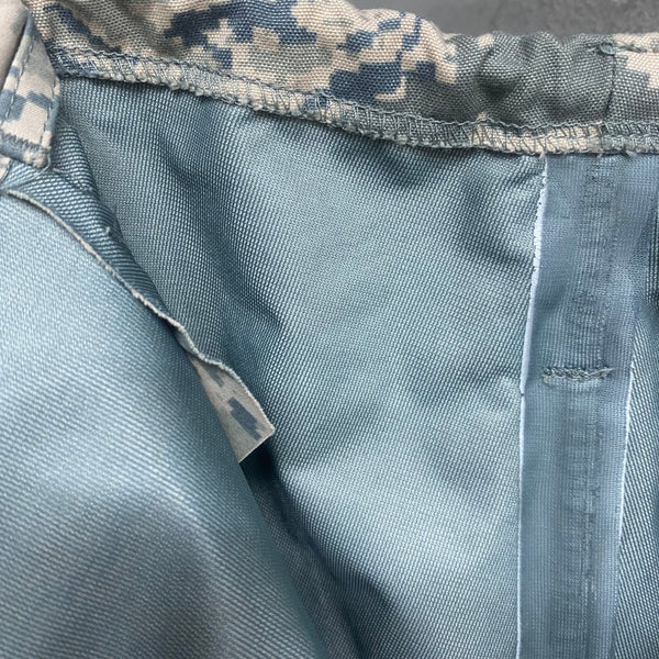 [ ONLY ONE ! ] US AIR FORCE  ECWCS GORE-TEX TROUSERS / US MILITARY