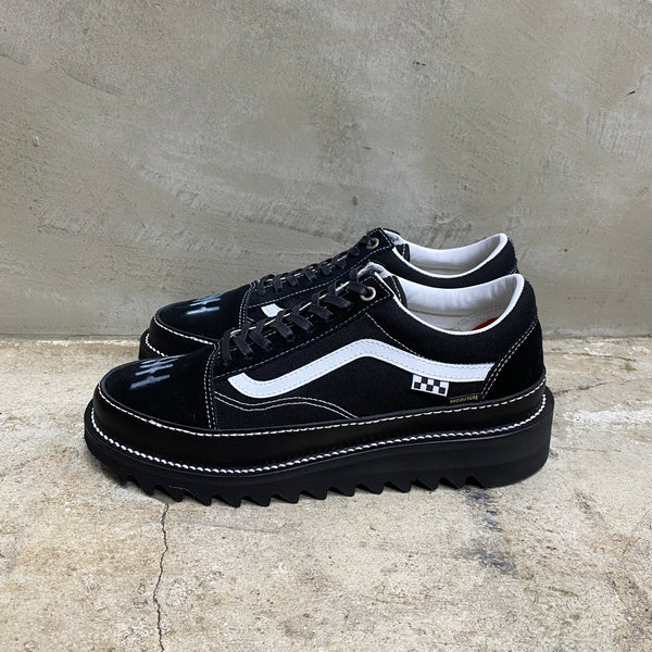 CUSTOM SKATE OLD SKOOL SHARK SOLE -RECOUTURE × VANS × ANEX-