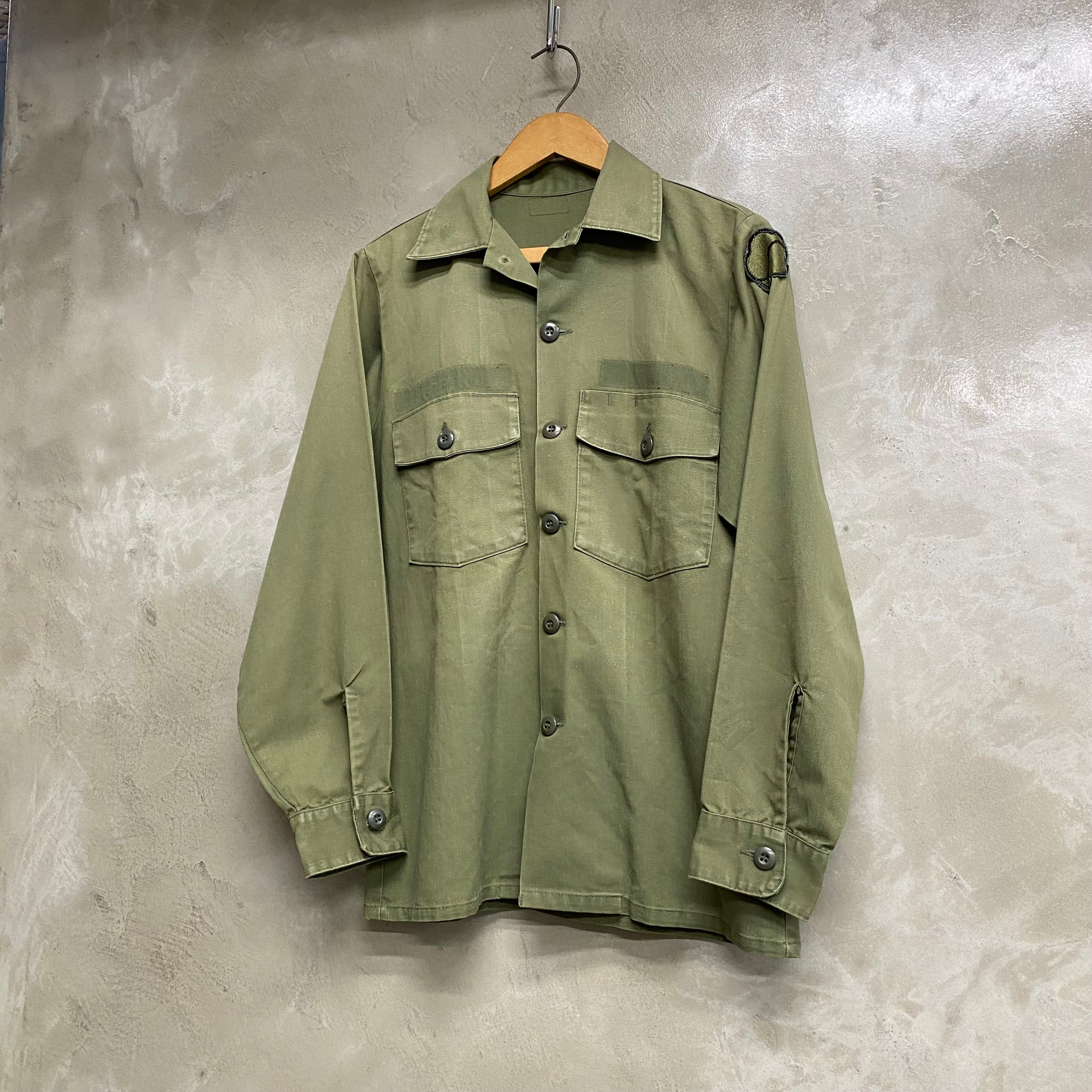 [ ONLY ONE ! ] US ARMED FORCES UTILITY SHIRT / US MILITARY