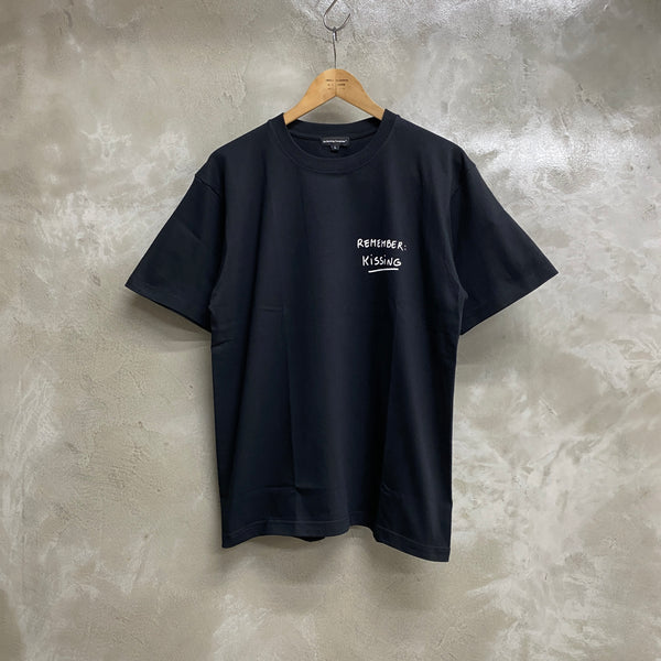 Do Nothing Congress X Thomas Lélu  T-SHIRTS REMEMBER: KISSING / Do Nothing Congress