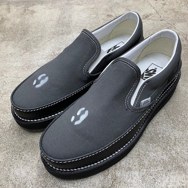 CUSTOM CLASSIC SLIP-ON -RECOUTURE × VANS × ANEX-