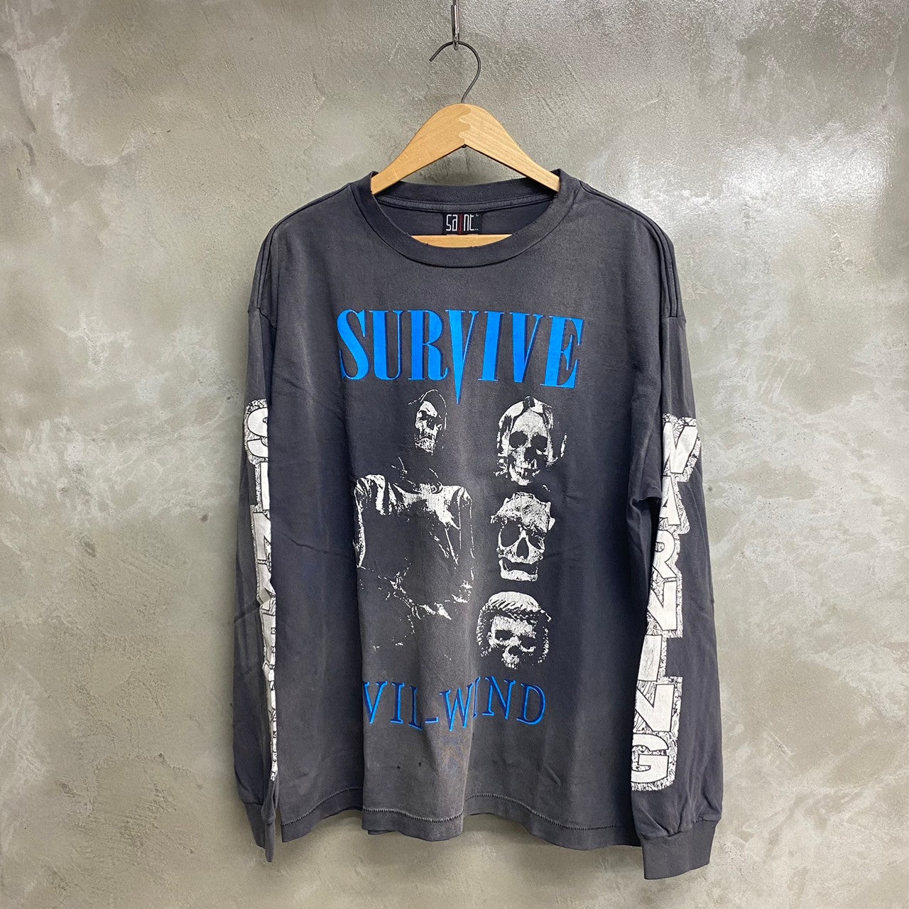 SAINT MICHAEL LONG SLEEVE T-SHIRT ' SURVIVE ' / Saint Michael