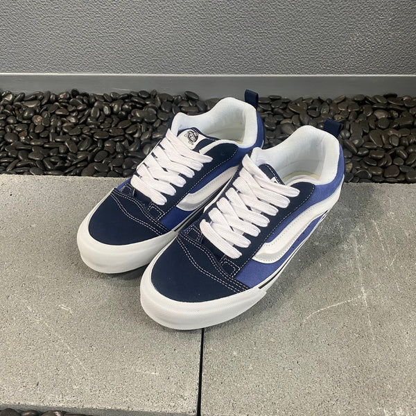 Knu Skool  -VANS CLASSIC LINE-