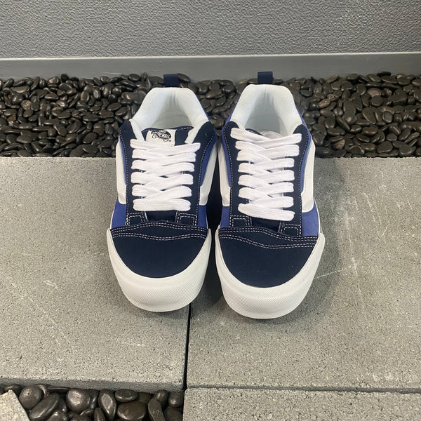 Knu Skool  -VANS CLASSIC LINE-