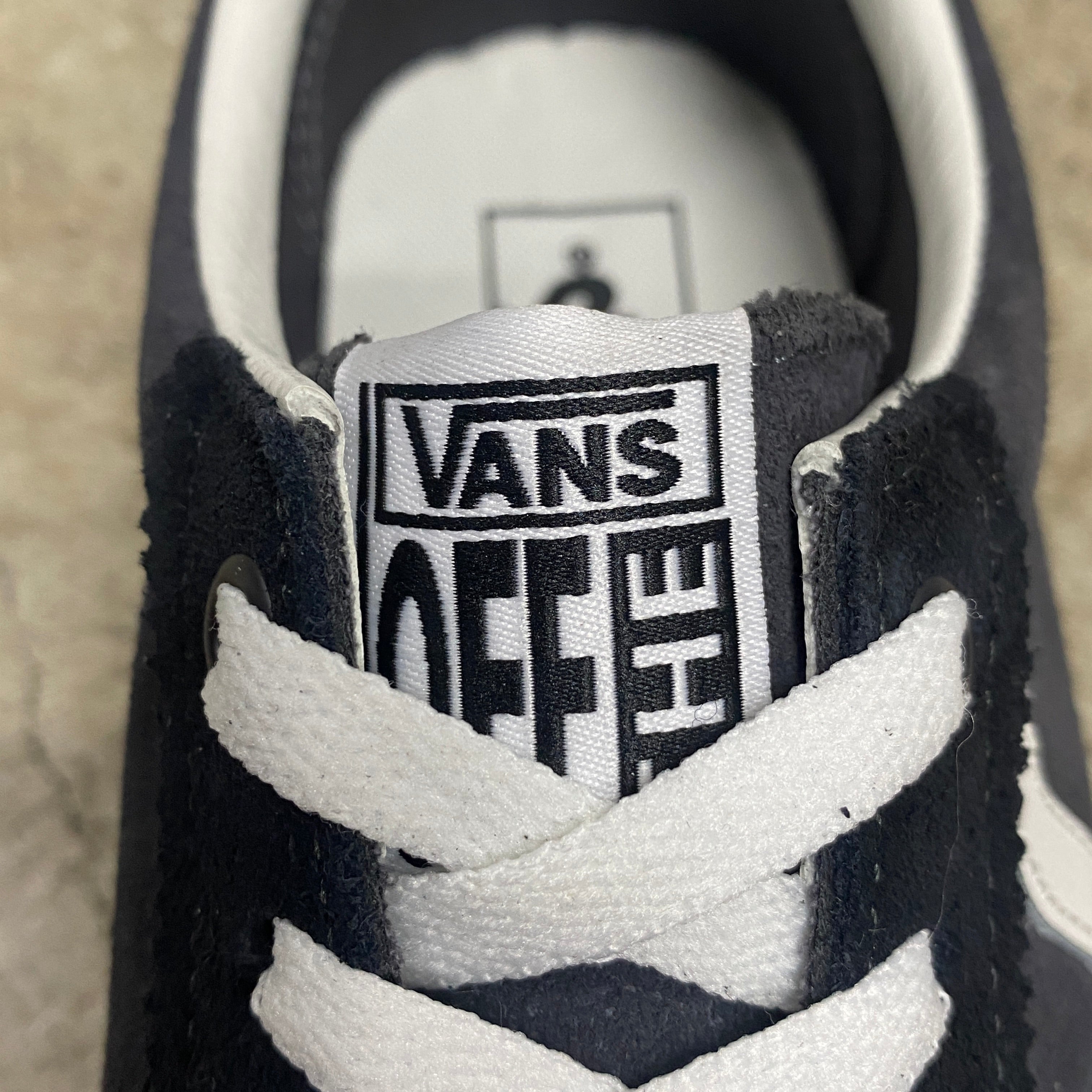 Sport Low ' SUEDE ' -VANS CLASSIC LINE-
