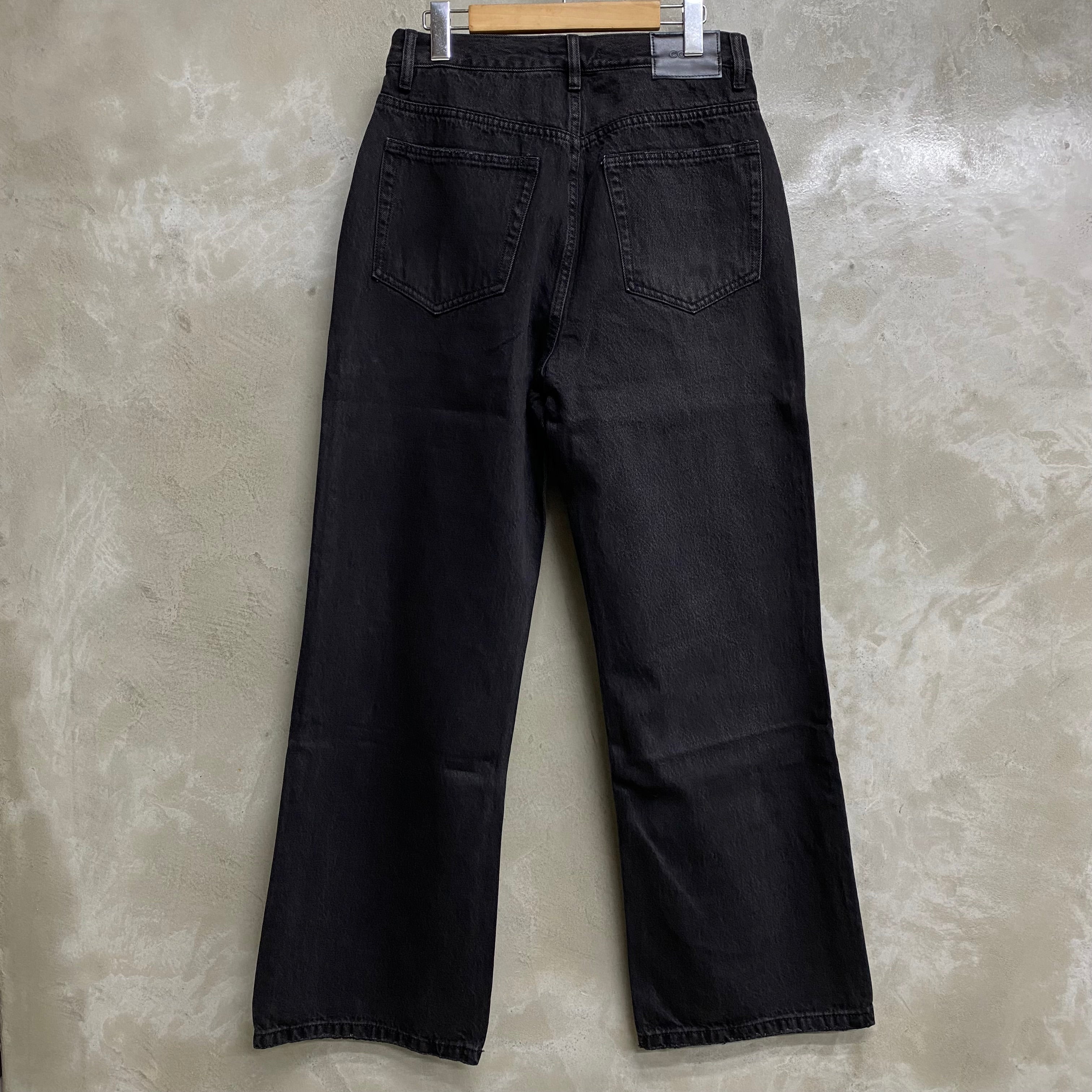 BLACK WASHED DESTORYED BREAK CUT  FLARED JEANS / CODA