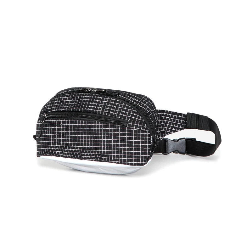 PA‐053 REFLECTIVE WAIST BAG  / PACKING