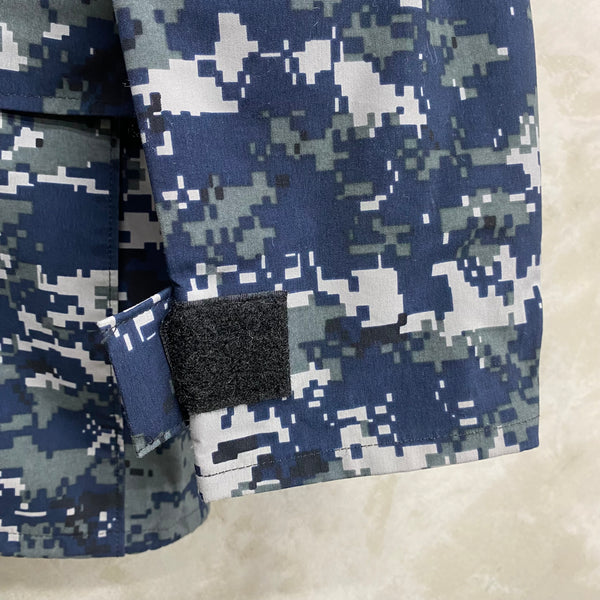 [ ONLY ONE ! ] US NAVY ECWCS GORE-TEX PARKA NWU  Gen2.  / US MILITARY