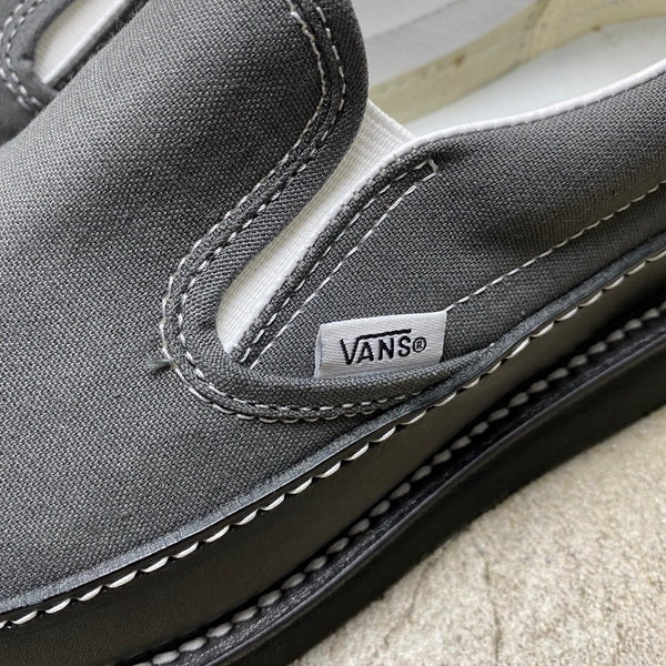 CUSTOM CLASSIC SLIP-ON -RECOUTURE × VANS × ANEX-