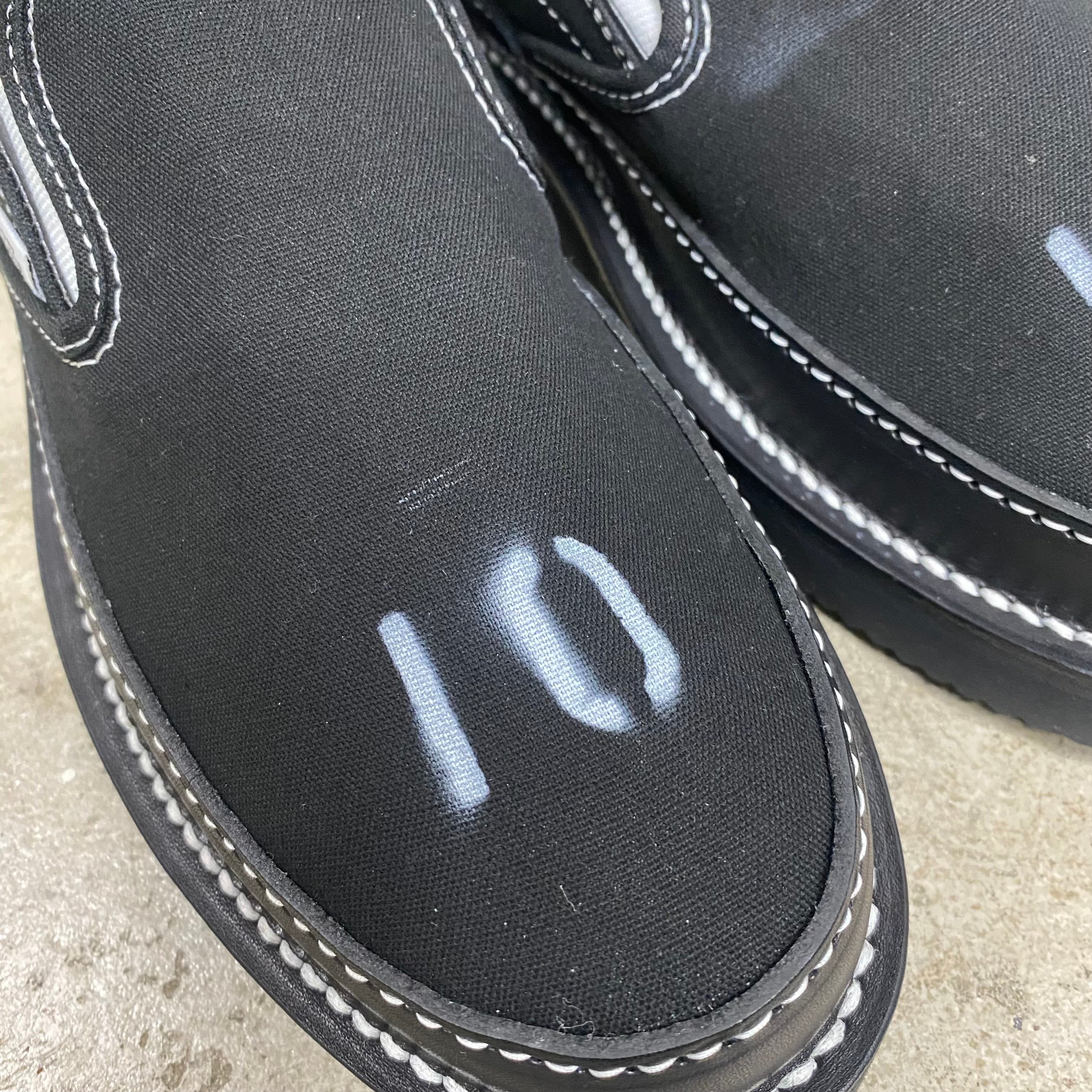 CUSTOM CLASSIC SLIP-ON -RECOUTURE × VANS × ANEX-