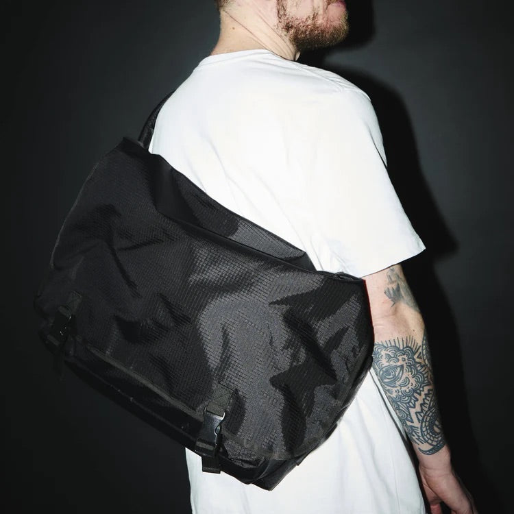 PA‐052 RIPSTOP MESSENGER  / PACKING