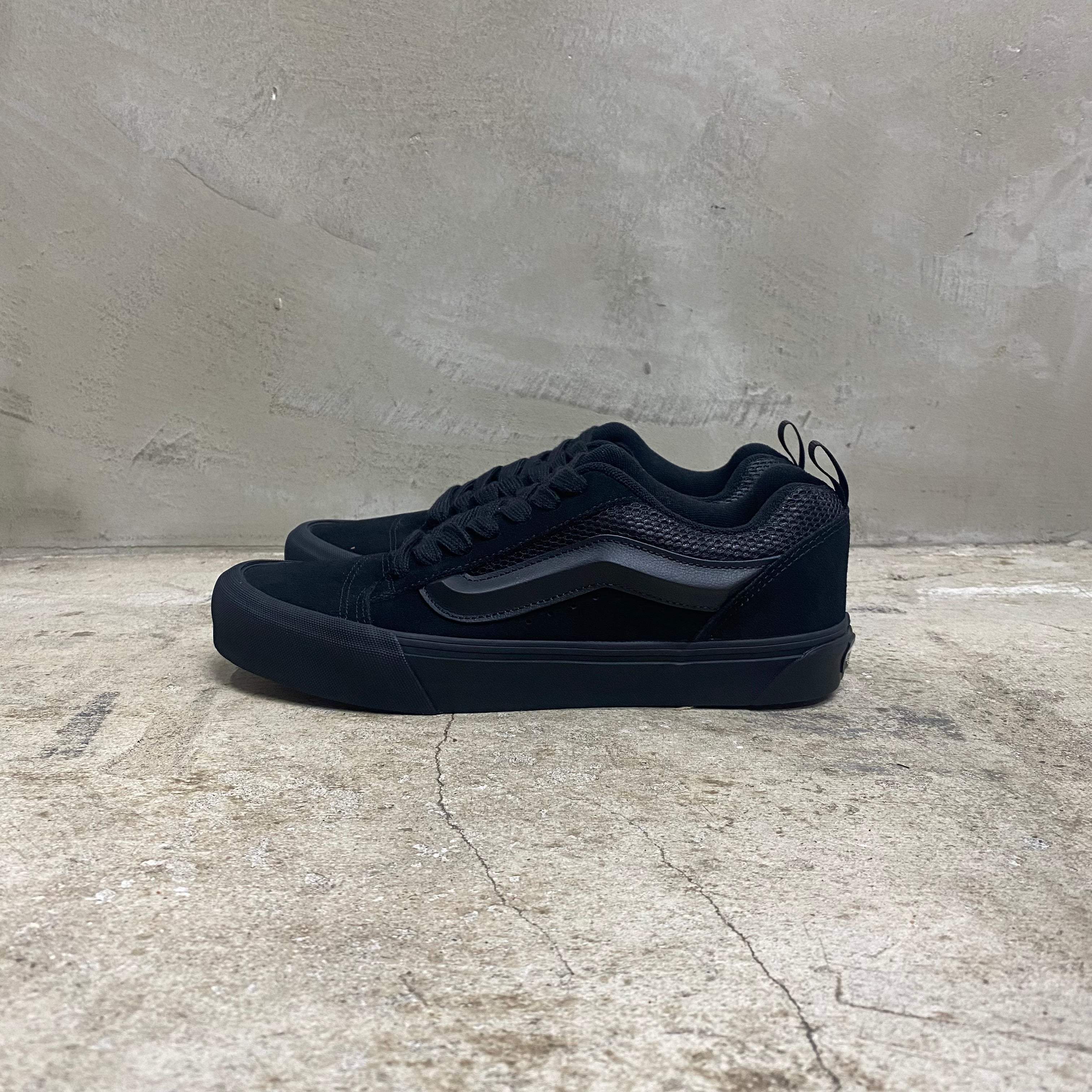 Knu Skool  -VANS CLASSIC LINE-