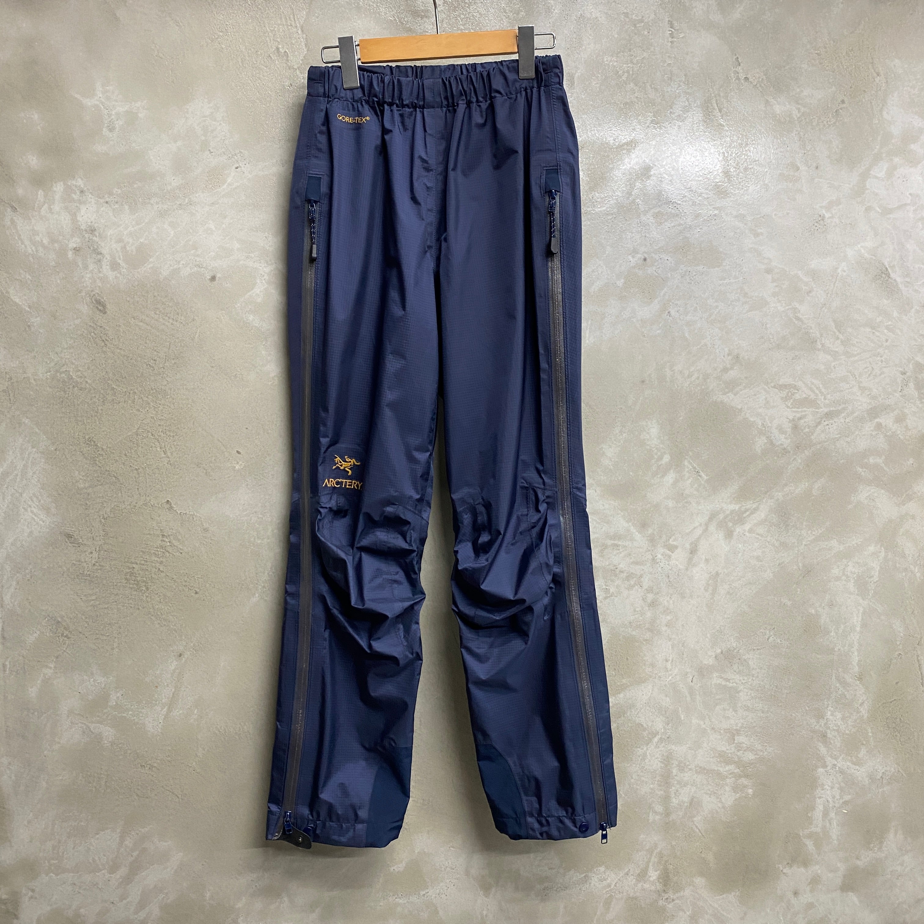 [ USED ] ARC'TERYX GORE-TEX PANTS / ARCHIVE