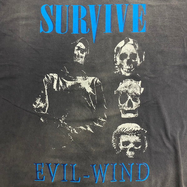SAINT MICHAEL LONG SLEEVE T-SHIRT ' SURVIVE ' / Saint Michael