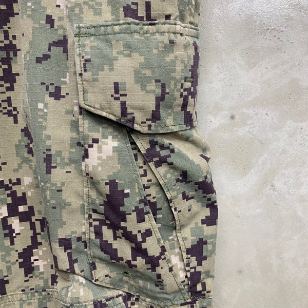 [ ONLY ONE ! ] US NAVY AOR2 NEU TROUSERS / US MILITARY