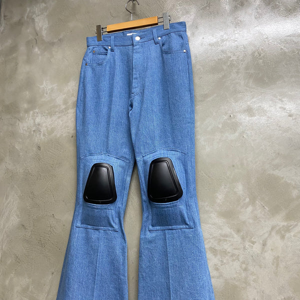 TENDER PERSON SCALLOP AND LEGGUARDS FLARW PANTS / TENDER PERSON