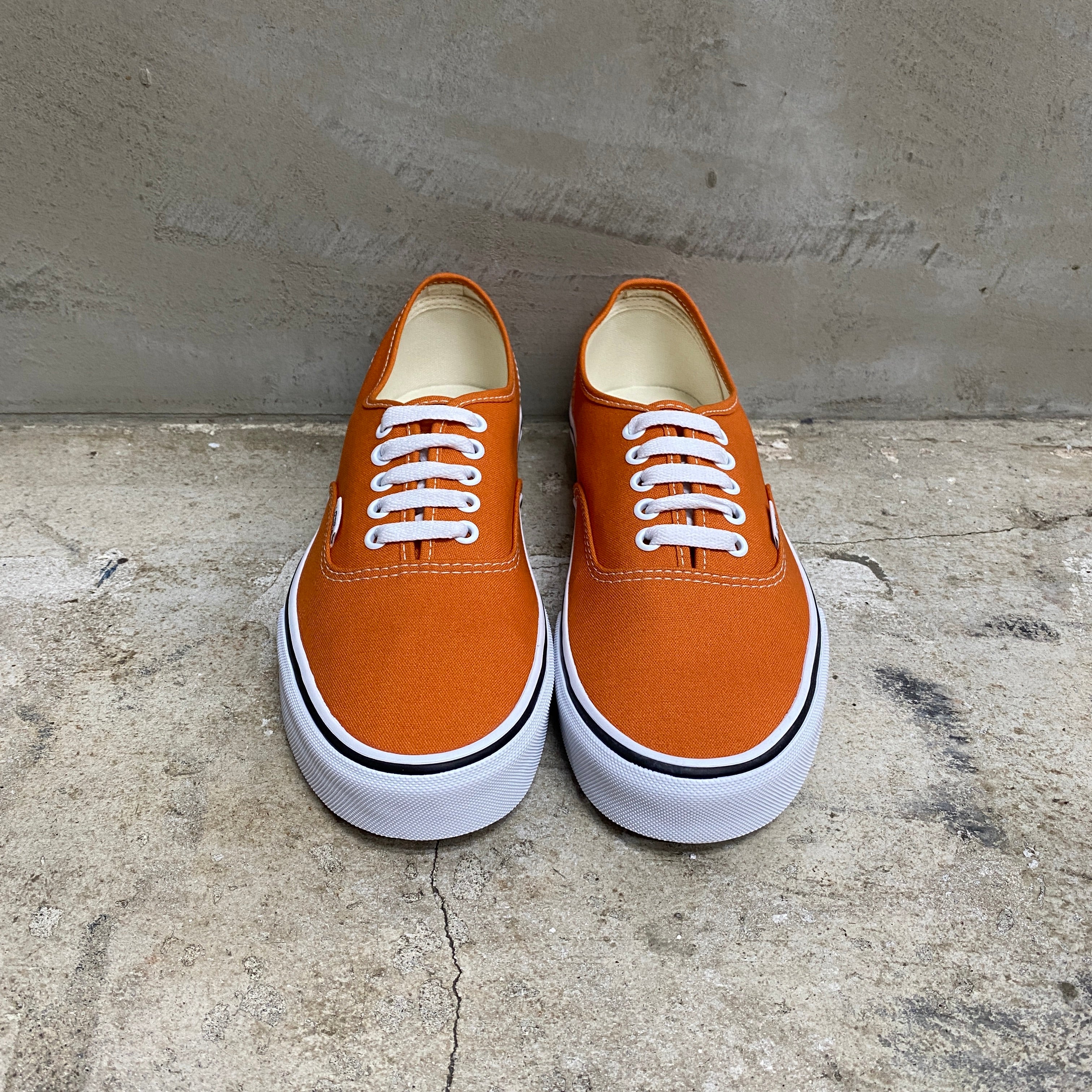 Authentic ' CANVAS ' -VANS CLASSIC LINE-