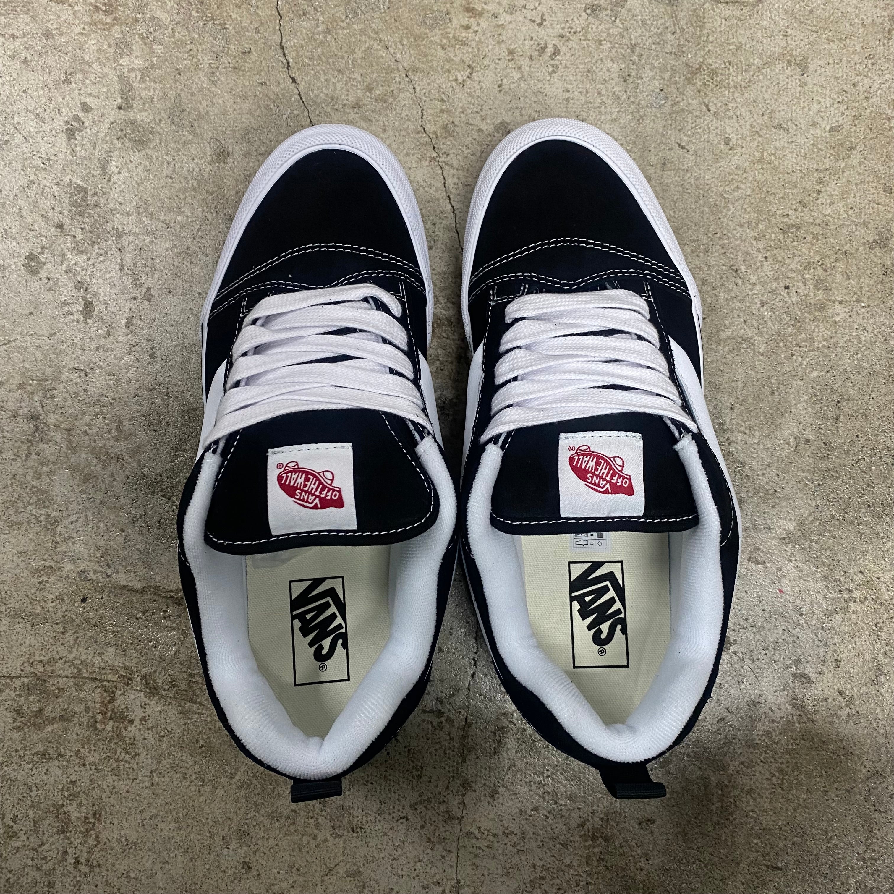 Knu Skool  -VANS CLASSIC LINE-