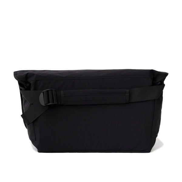 PA‐047 LIGHT LIGHT MESSENGER / PACKING