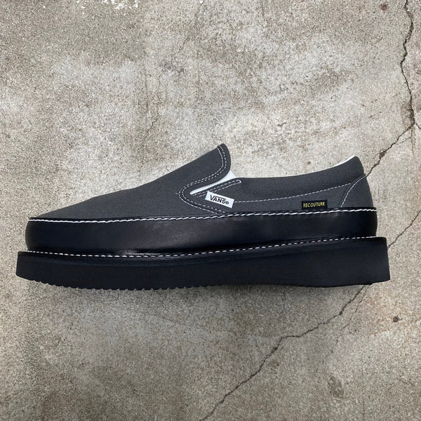 CUSTOM CLASSIC SLIP-ON -RECOUTURE × VANS × ANEX-