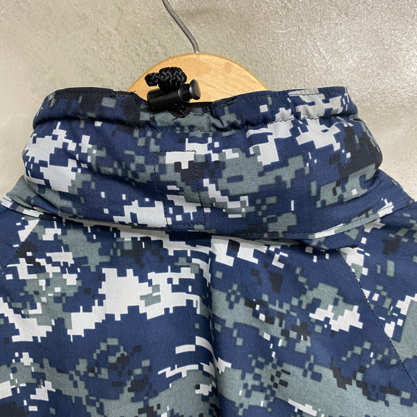 [ ONLY ONE ! ] US NAVY ECWCS GORE-TEX PARKA NWU  Gen2.  / US MILITARY