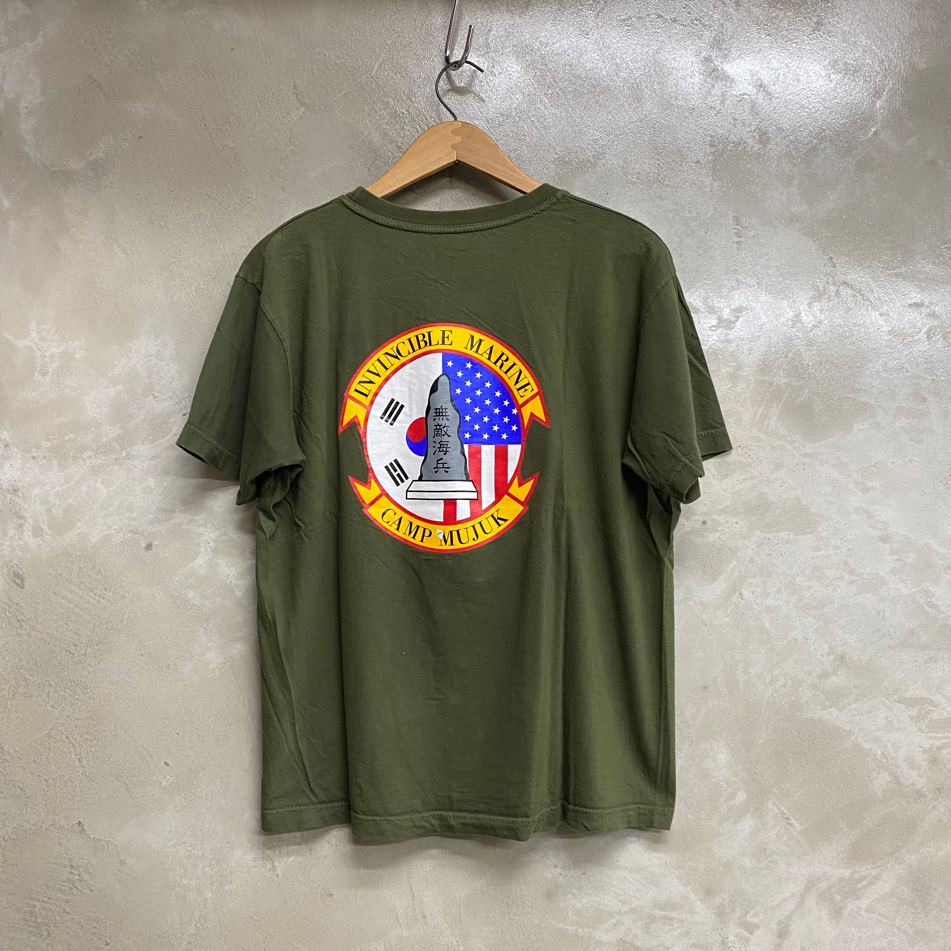 [ ONLY ONE ! ] U.S.M.C CAMP MUJUK SHORT SLEEVE T-SHIRT / U.S.MILITARY