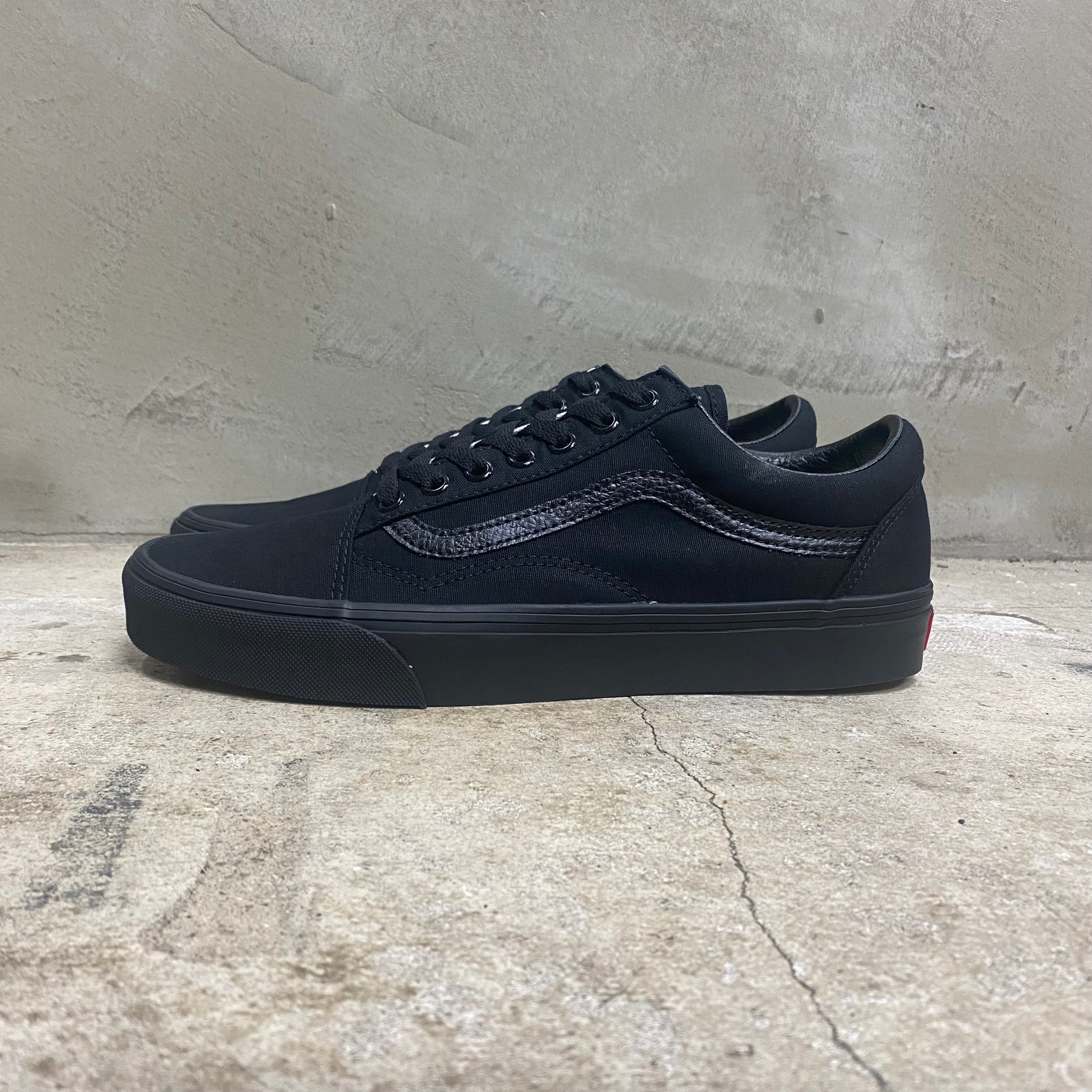 Old Skool " BLACK SOLE " -VANS CLASSIC LINE-