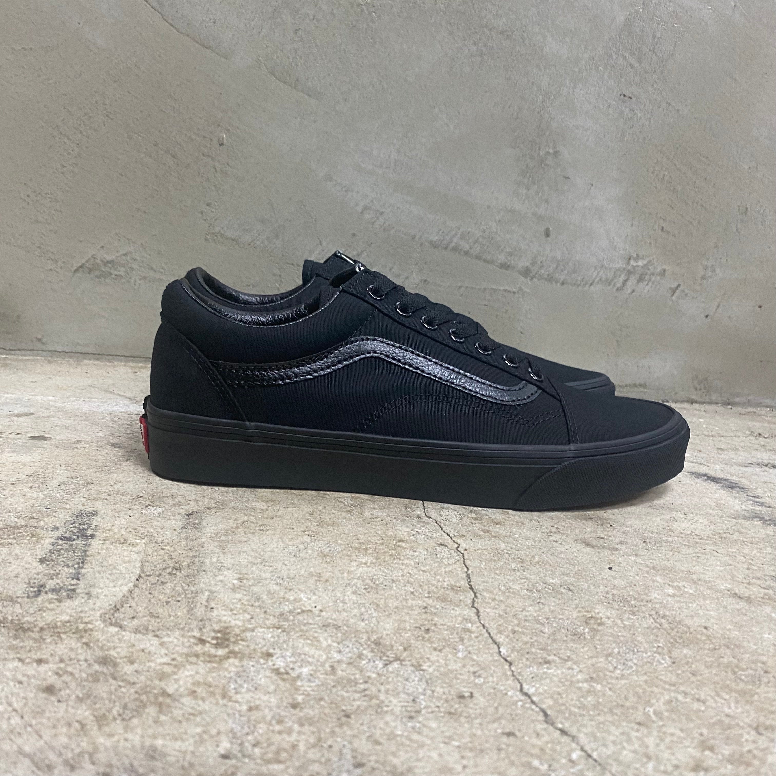 Old Skool " BLACK SOLE " -VANS CLASSIC LINE-