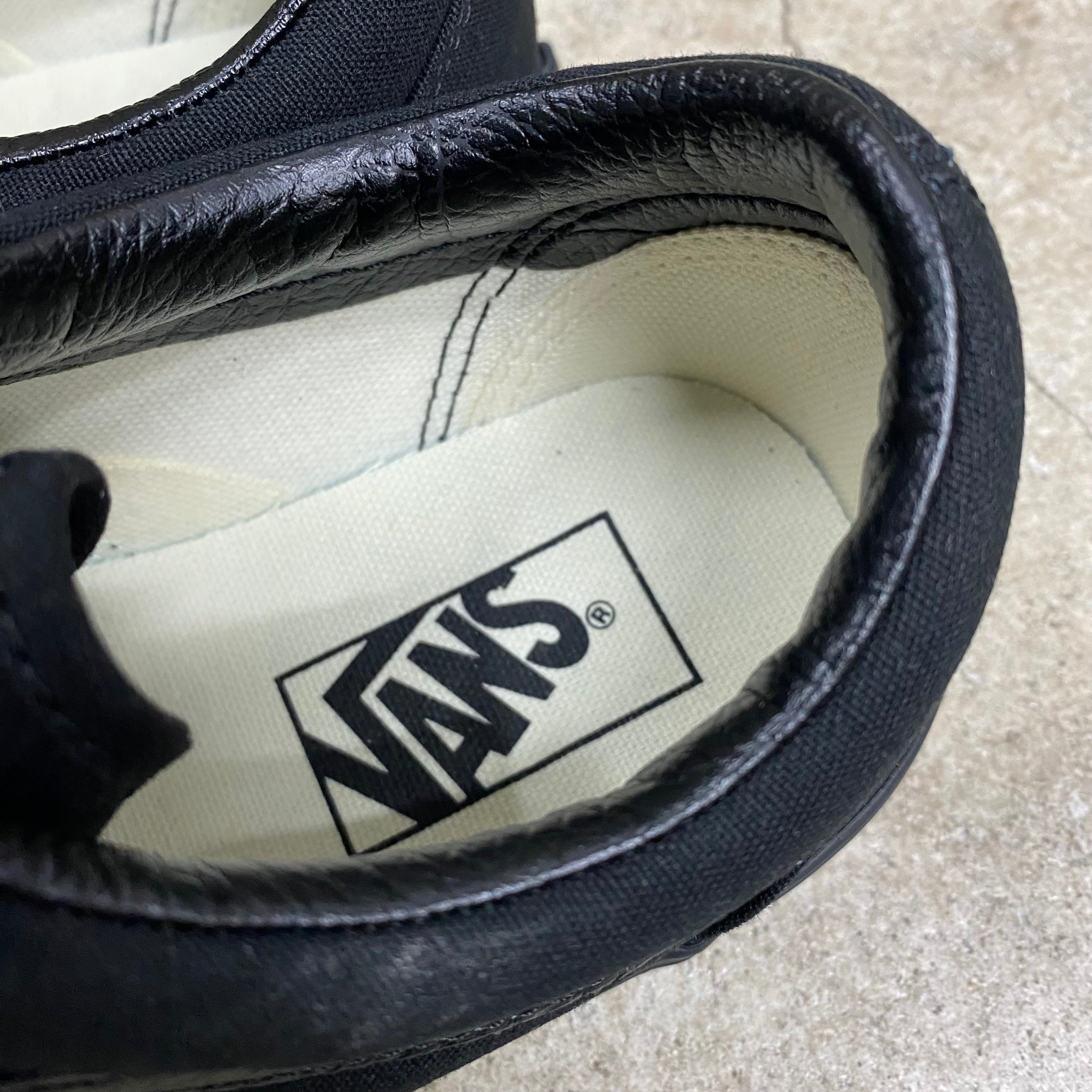 Old Skool " BLACK SOLE " -VANS CLASSIC LINE-